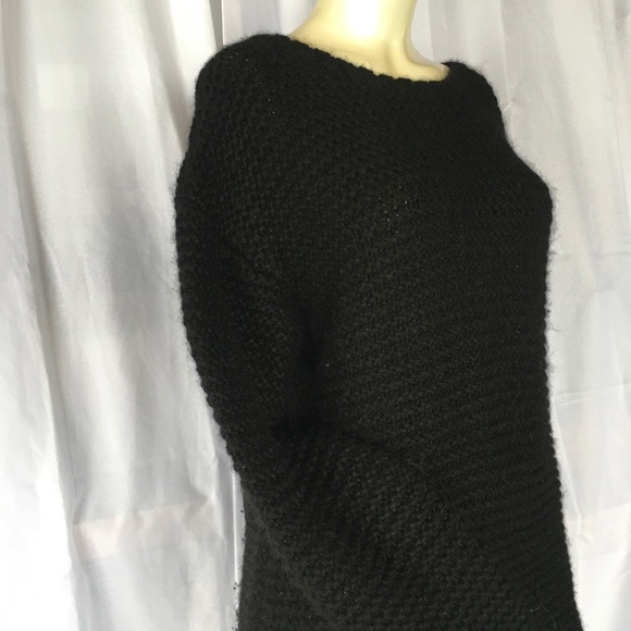 Black soft pullover sweater - Picture 4 of 9